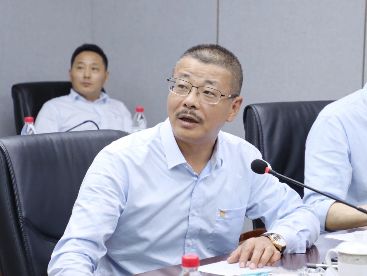 华体会官方网页版学习贯彻海南省委八届四次全会精神 推动高质量发展2_副本_副本.jpg