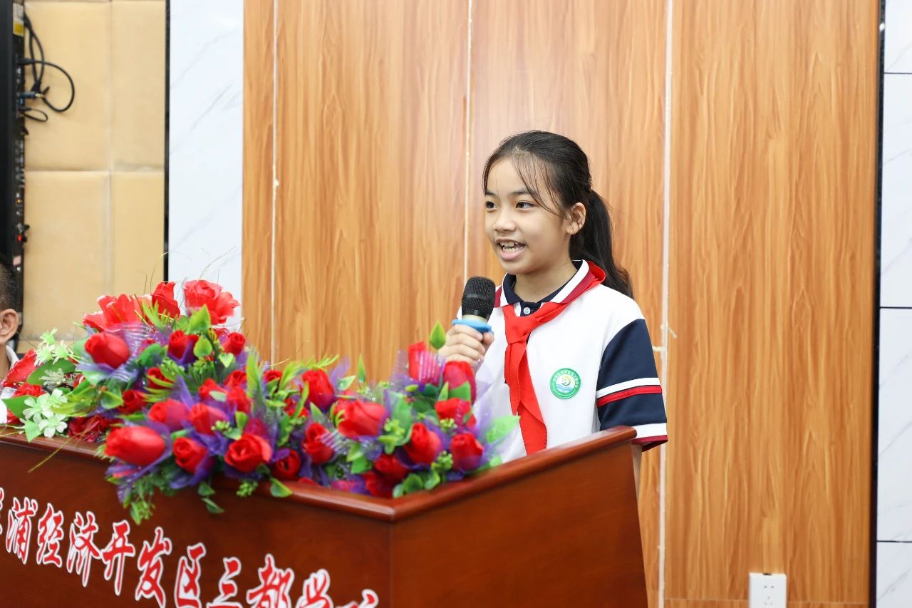 情暖校园 关爱成长 华体会官方网页版开展六一儿童节公益捐赠活动3.jpg