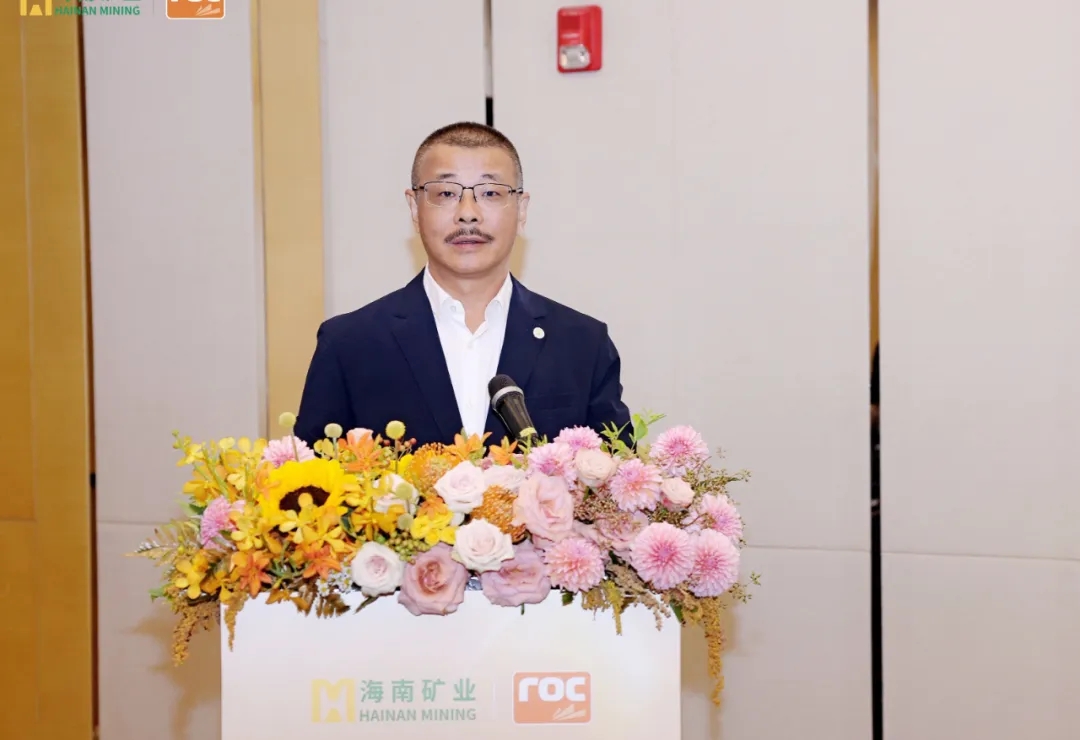 华体会官方网页版举行油气业务专题投资者交流活动2.jpg