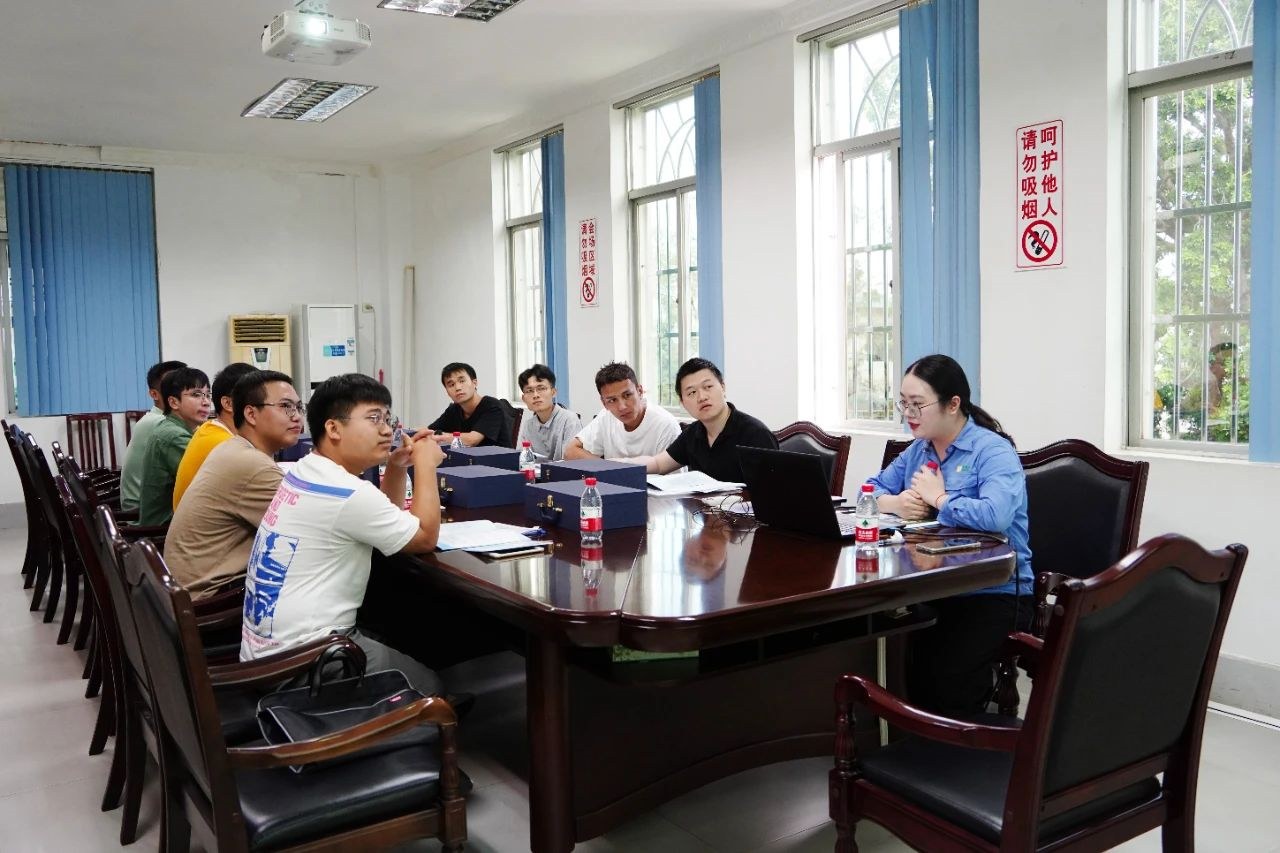 9名青年员工入职华体会官方网页版石碌铁矿分公司7.jpg